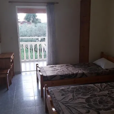 Aquarius 4 Apartman Laganász